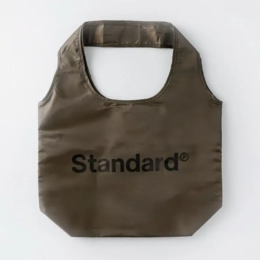 [새상품] Standard 스탠다드 프로덕트 쇼핑백 보냉백 카키