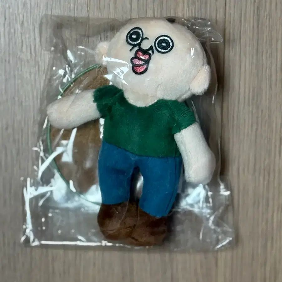 디다샷 콜라보 빵빵이 스탠딩 인형 판매