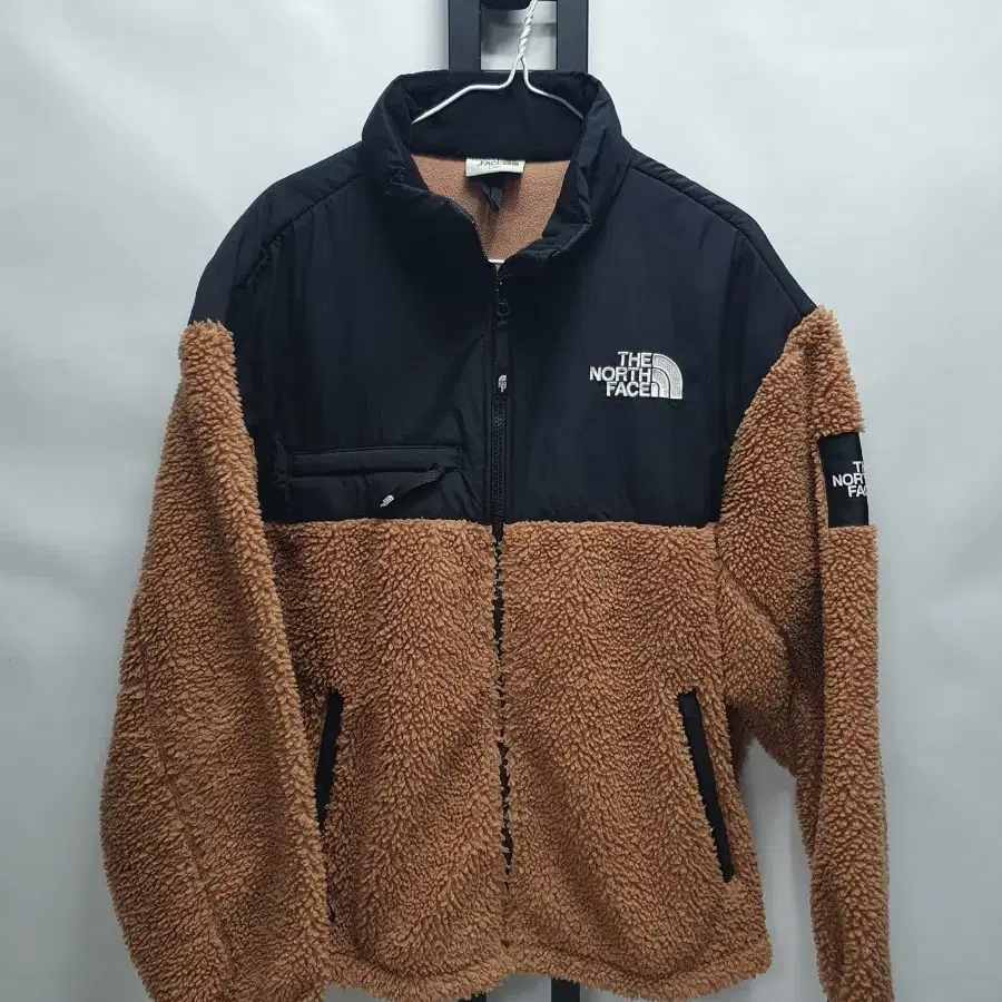 노스페이스 후리스 양털 뽀글이 뉴 유틸리티 데날리 자켓 브라운 100블랙