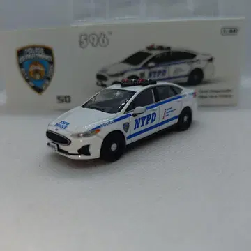 1/64 포드 레스폰더 NYPD 596 모델