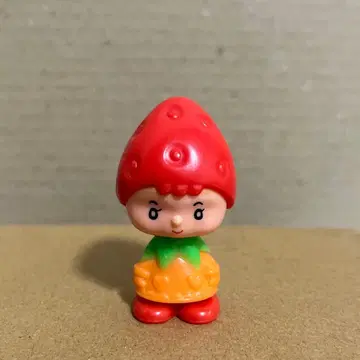 쇼와노트 딸기 인형