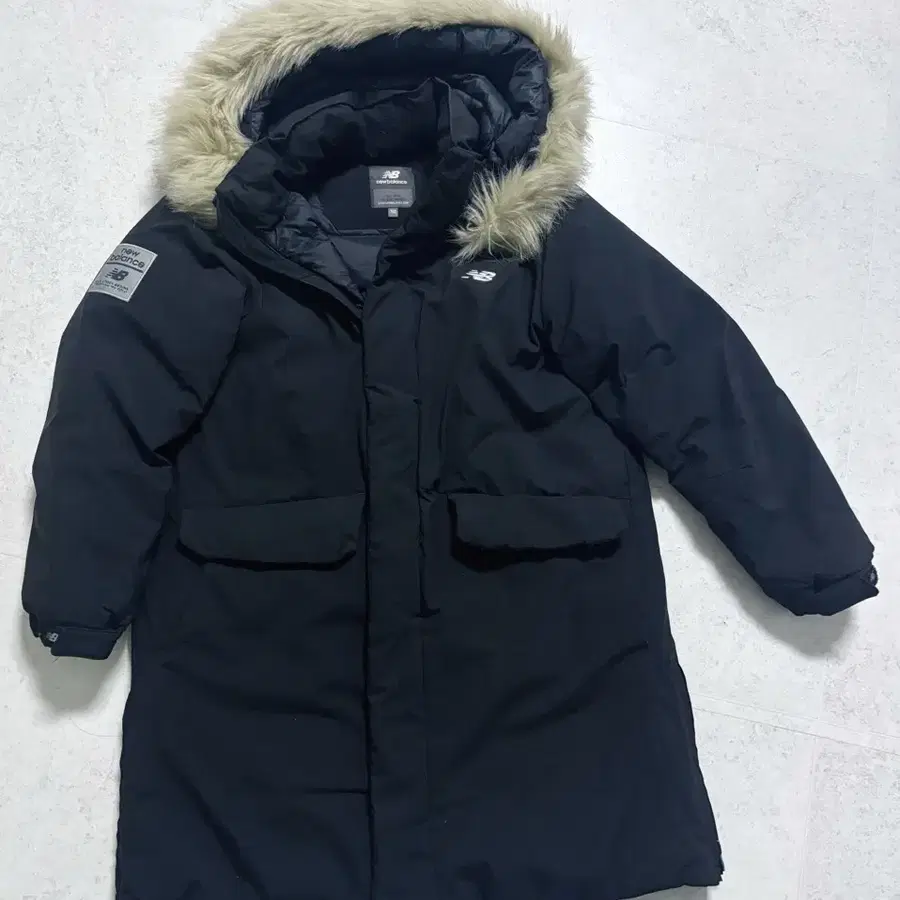 뉴발란스 블랙 롱패딩 다운패딩150