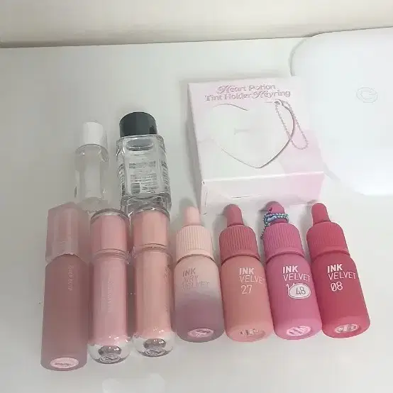 (10개 세트)새상품 페리페라 잉크 틴트+ 페리페라 무드 글로이 틴트+ 립 리무버+키링 전부 새상품입니다.