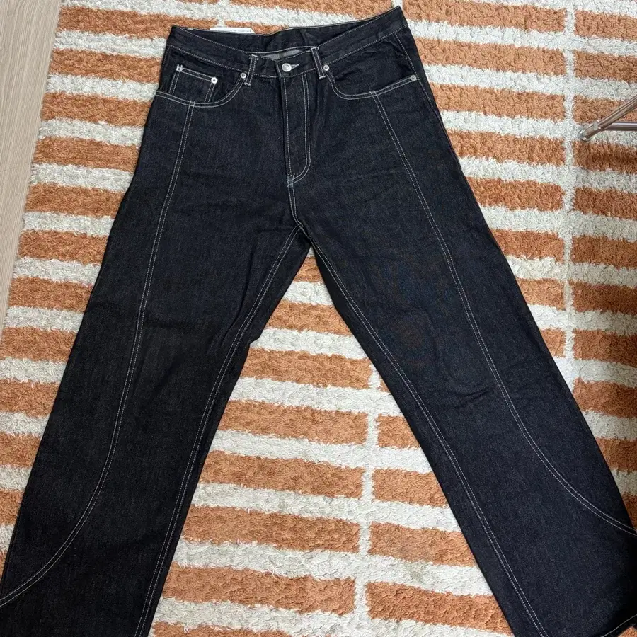 언어펙티드 블랙 데님 M