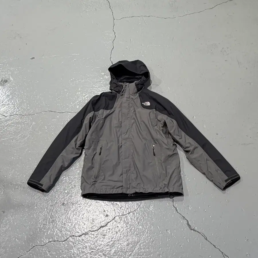 노스페이스(The North Face) 하이벤트 테크 마운틴 바람막이 자켓, 내피 후리스