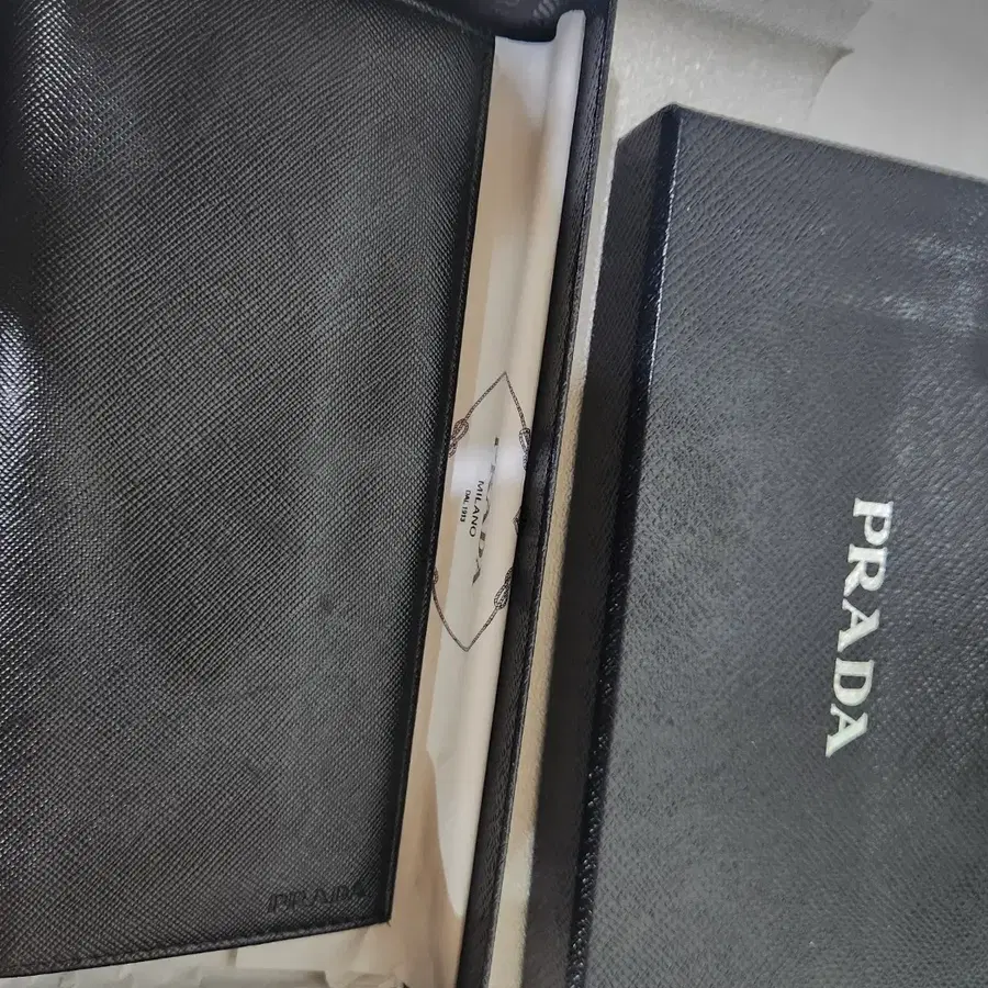 프라다 사피아노 장지갑