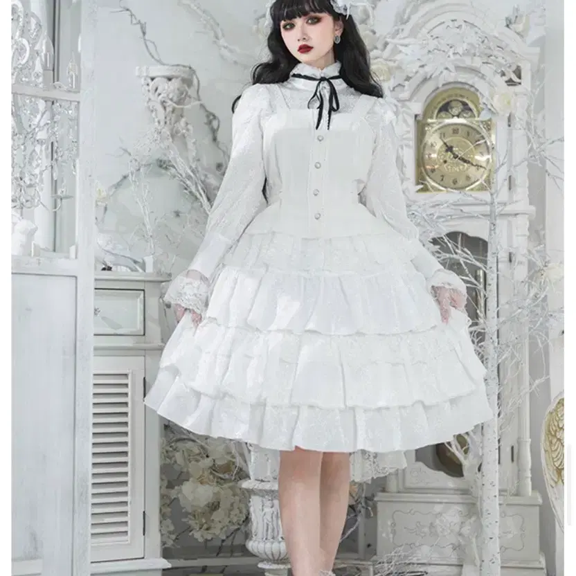 미호마츠다 로리타 black and white 시리즈 2022년 SS 중 화이트