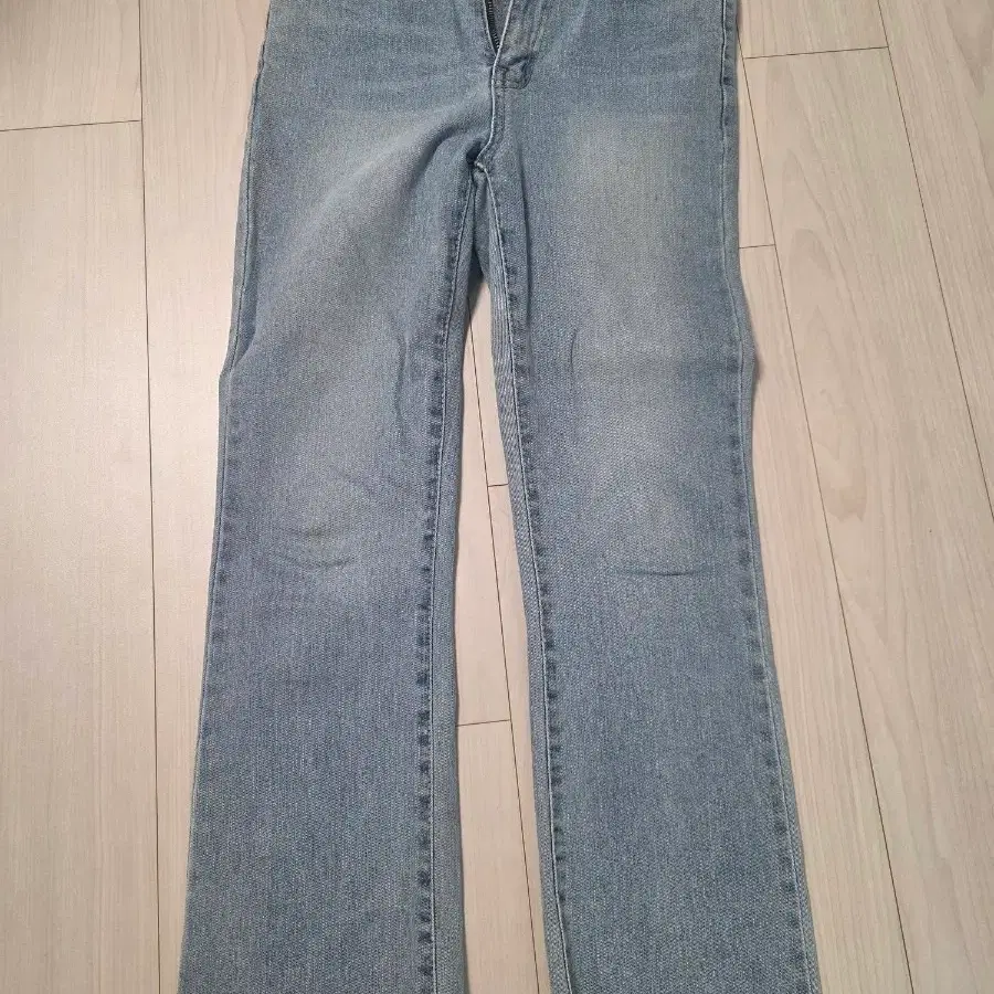 연청 부츠컷 데님 팬츠
