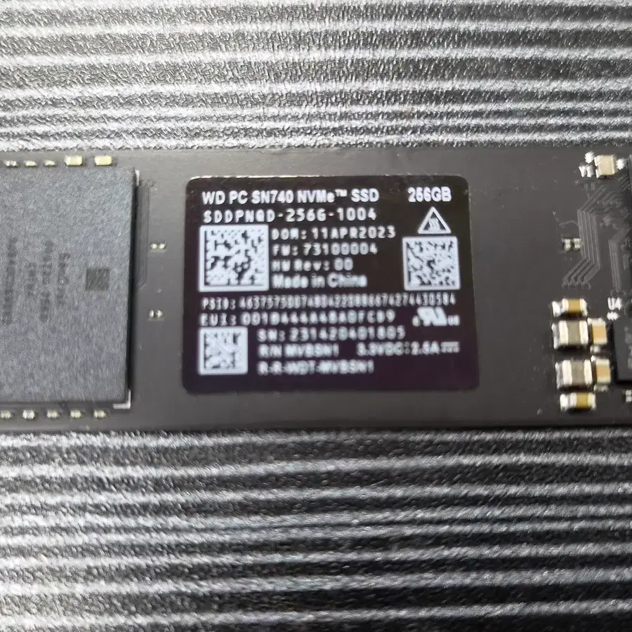 [무료배송] 초고속 4세대 NVMe WD PC SN740 M.2 2280 256GB 고성능 가성비 SSD