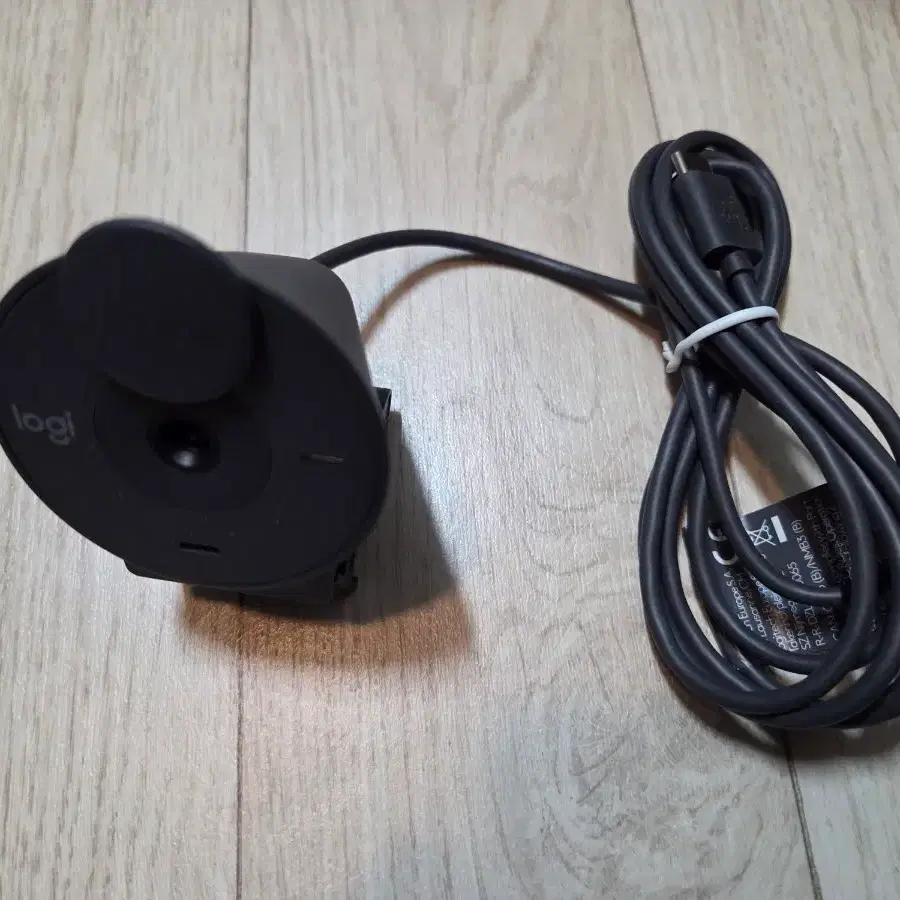 로지텍 웹캠 브리오 300
