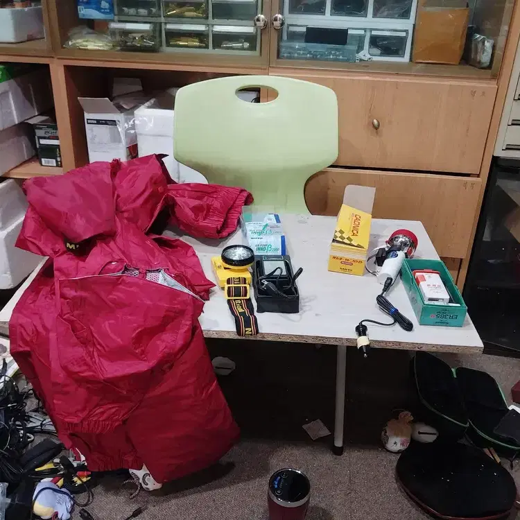 미사용 일제 아웃도어 상하의 및 잡동사니