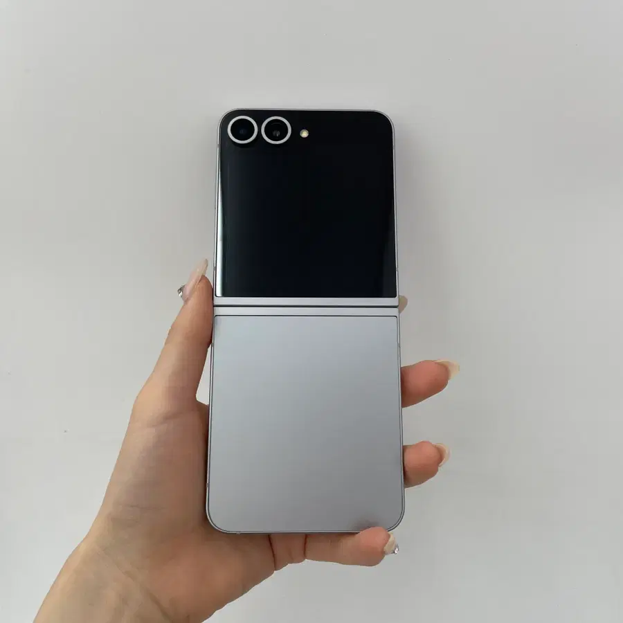 갤럭시Z플립6 실버 256GB 495119 울산중고폰
