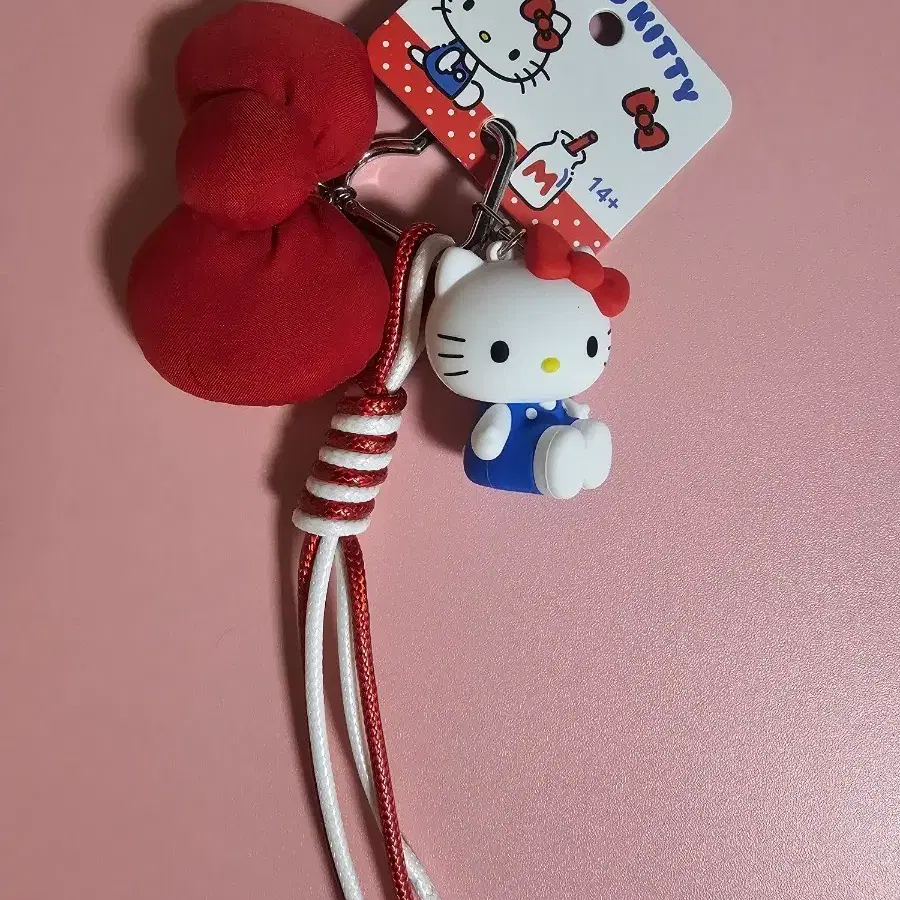 헬로키티 레드 리본 키링
