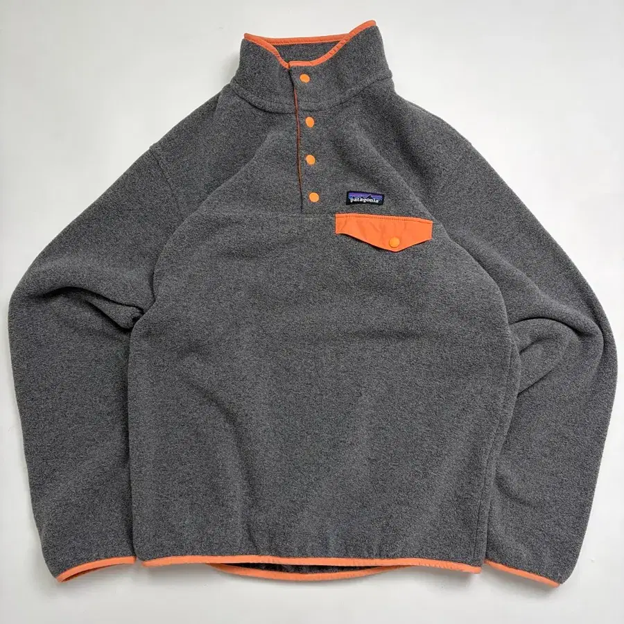 10s Patagonia Synchilla Snap-t Fleece (charcoal)
