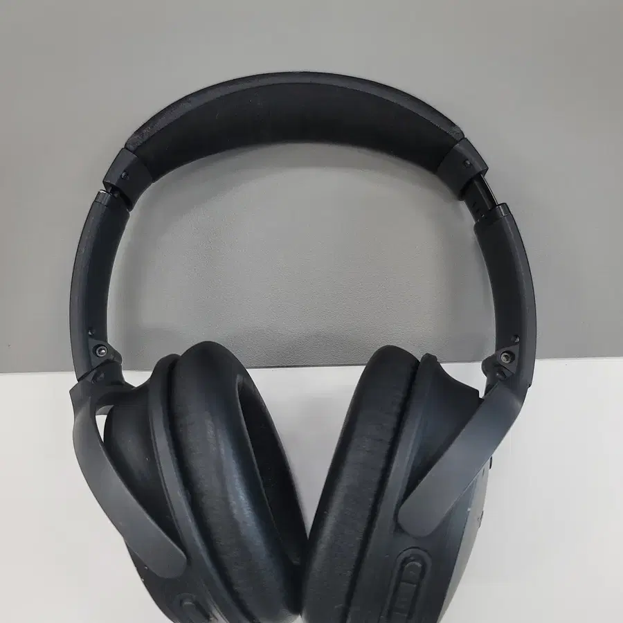 보스 QC35 2세대 노이즈캔슬링 헤드폰