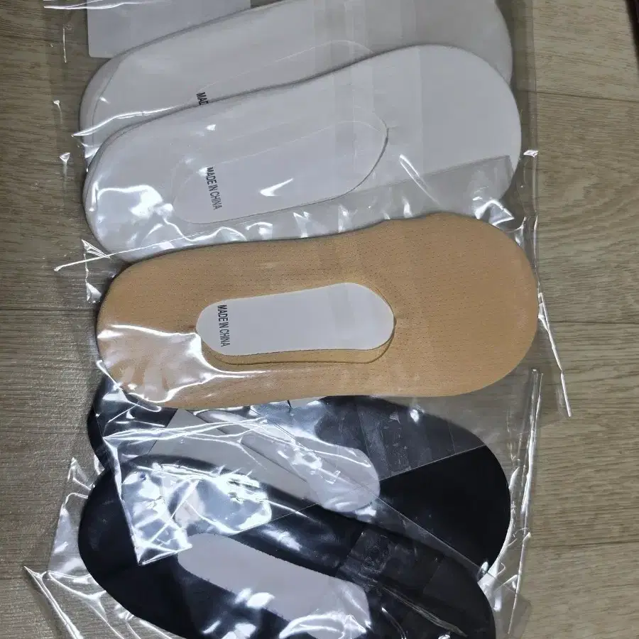 발목 안쓰는 양말 3켤레 (화이트/베이지/블랙)