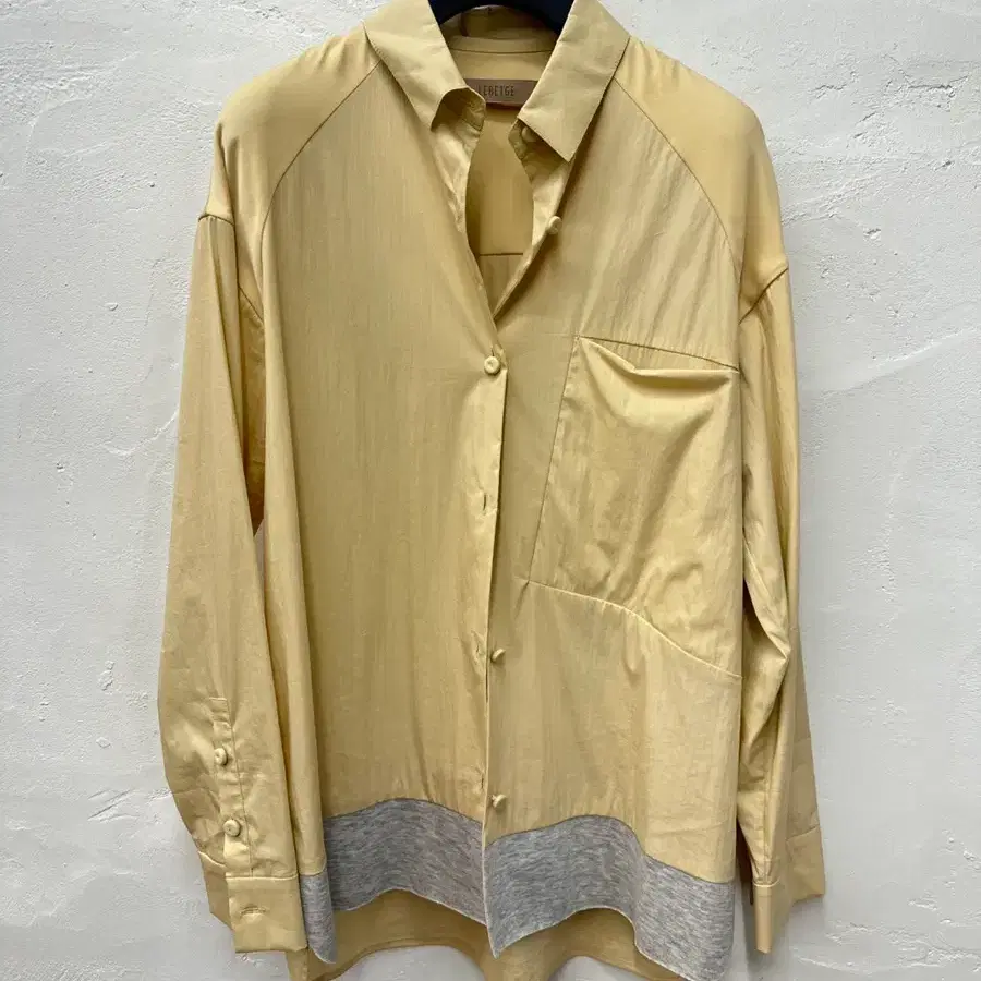 [상태좋음] 르베이지(LEBEIGE) 상의 여성 셔츠 베이지 긴팔 F