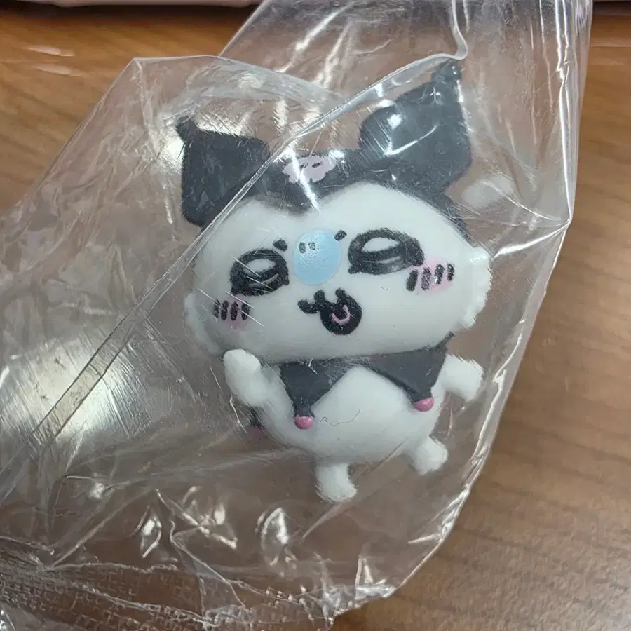 쿠로미 모몽가 피규어