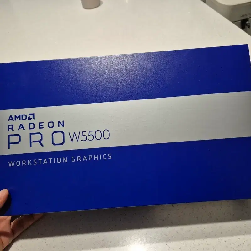 AMD 라데온 PRO W5500 워크스테이션 그래픽카드