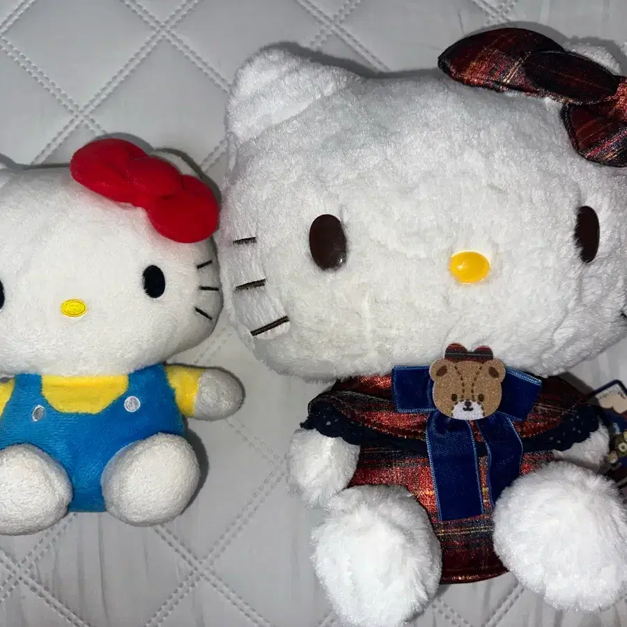 키티, 다니엘 우주복 인형