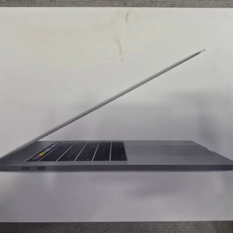 A1707 맥북 프로 2017 15인치 i7, 16G, SSD 500G, 875 풀박스