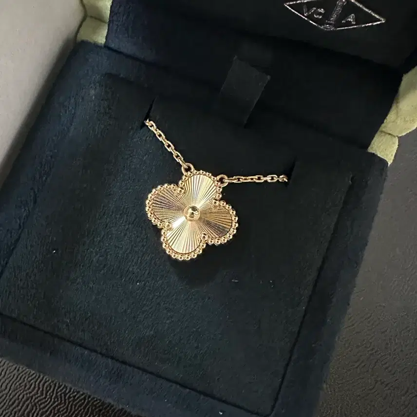 반클리프앤아펠 반클리프 빈티지 알함브라 기요세 목걸이 사진 2