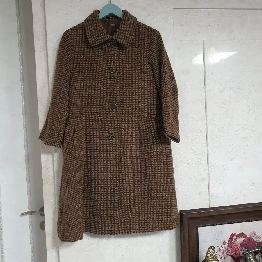 닥스 여성 A라인 브라운 체크 코트