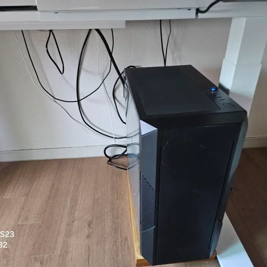 7700 4070 1tb 32gb  컴퓨터 본체 팝니다