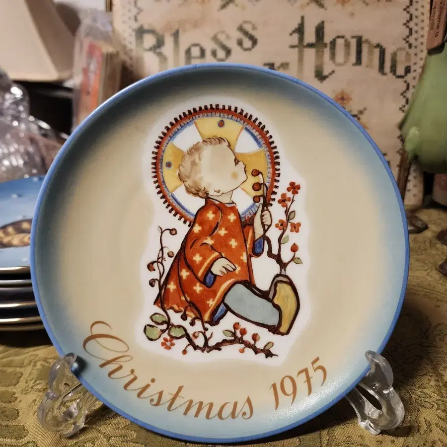 1975년 서독(West Germany)슈미드 브로스(Schmid Bros.) 시스터 베르타 훔멜(Sister Berta Hummel)한정판 접시 리미티드 에디션 19.8cm