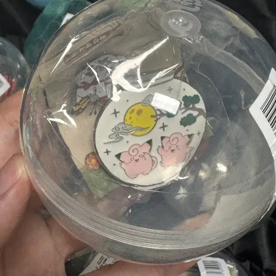 미개봉 포켓몬스터 고풍에디션 달항아리 삐삐 뱃지 팝니다