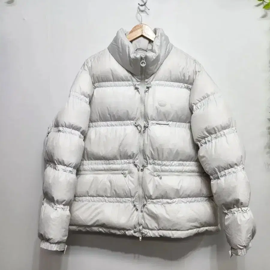 아디다스 22'FW 오리지널스 다운 자켓 105 사이즈