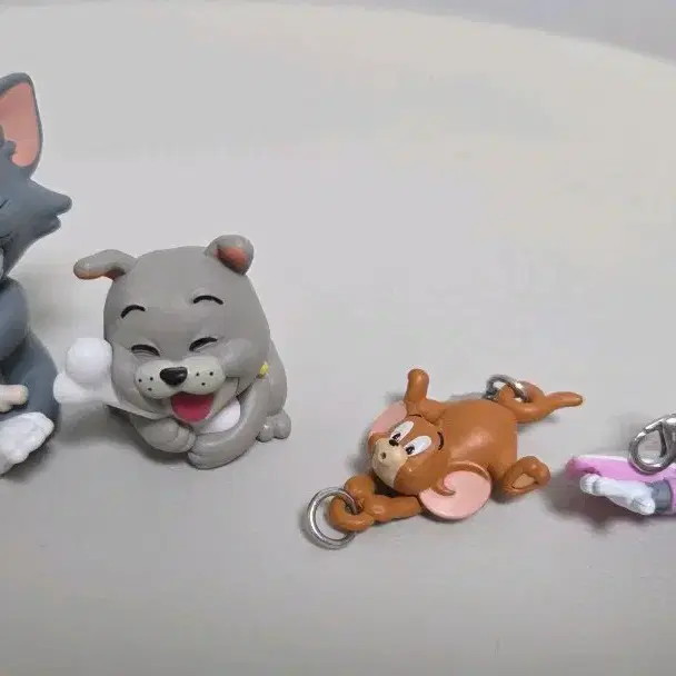 톰과제리 가챠 일괄