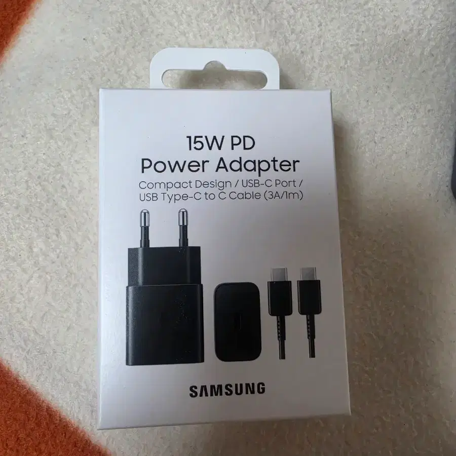 삼성 15W PD 충전기 USB-C 타입 C 케이블 포함