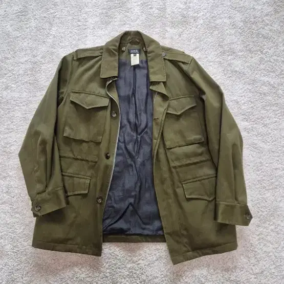 A.p.c m51기반 필드자켓