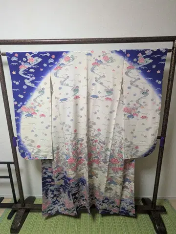 새상품급 순수 실크 후리소데 파랑 x 화이트 분할 염색 송죽매 기장 152cm 화장 63.5cm
