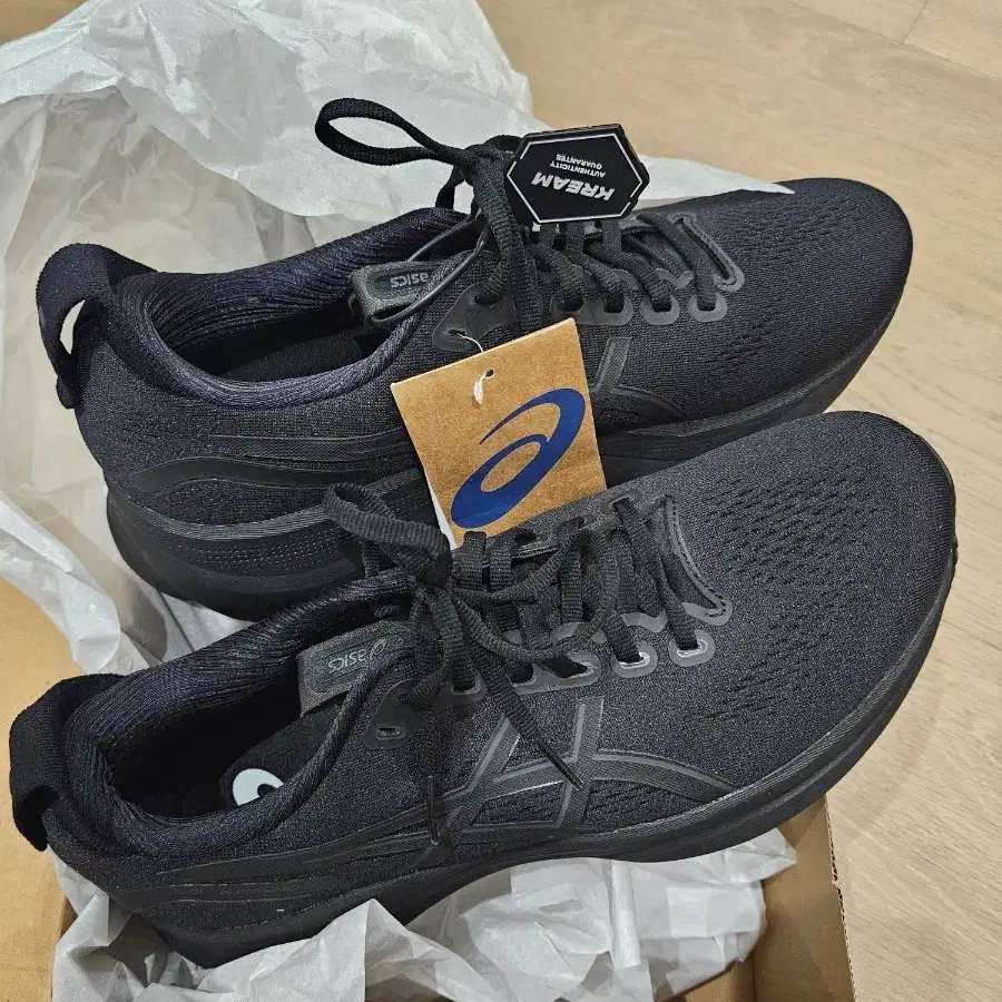 아식스 젤카야노 32 블랙 275 2e