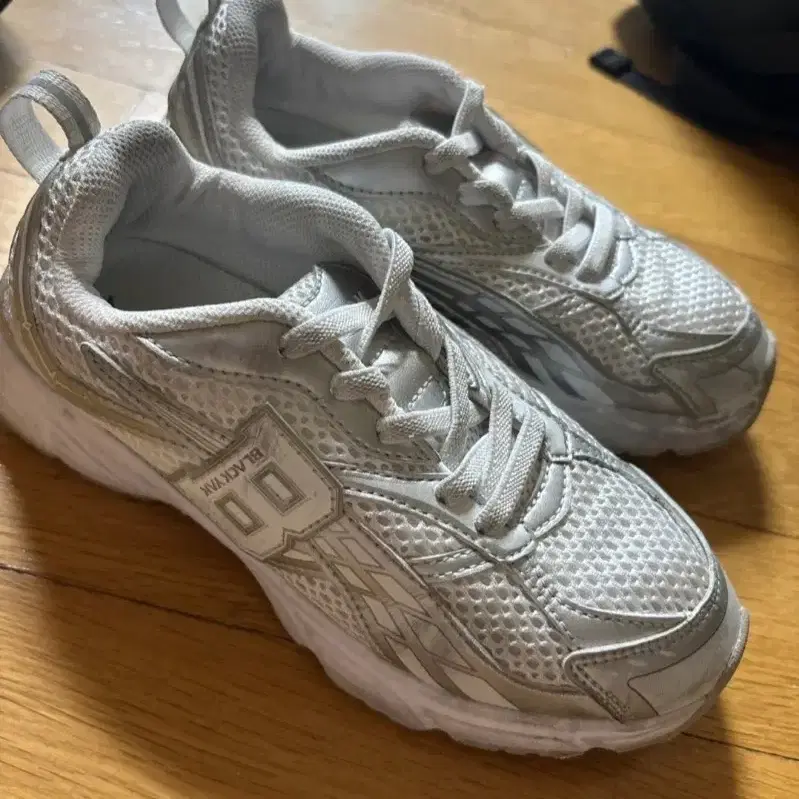 블랙야크 키즈 운동화 210