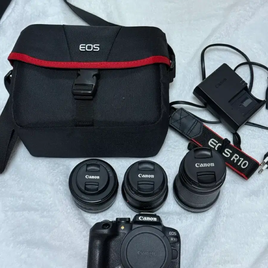 캐논 EOS R10 미러리스 카메라 렌즈 3개 가방 포함