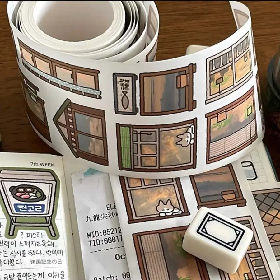 윤구 창밖은 하늘 키스컷띵 판매합니다
