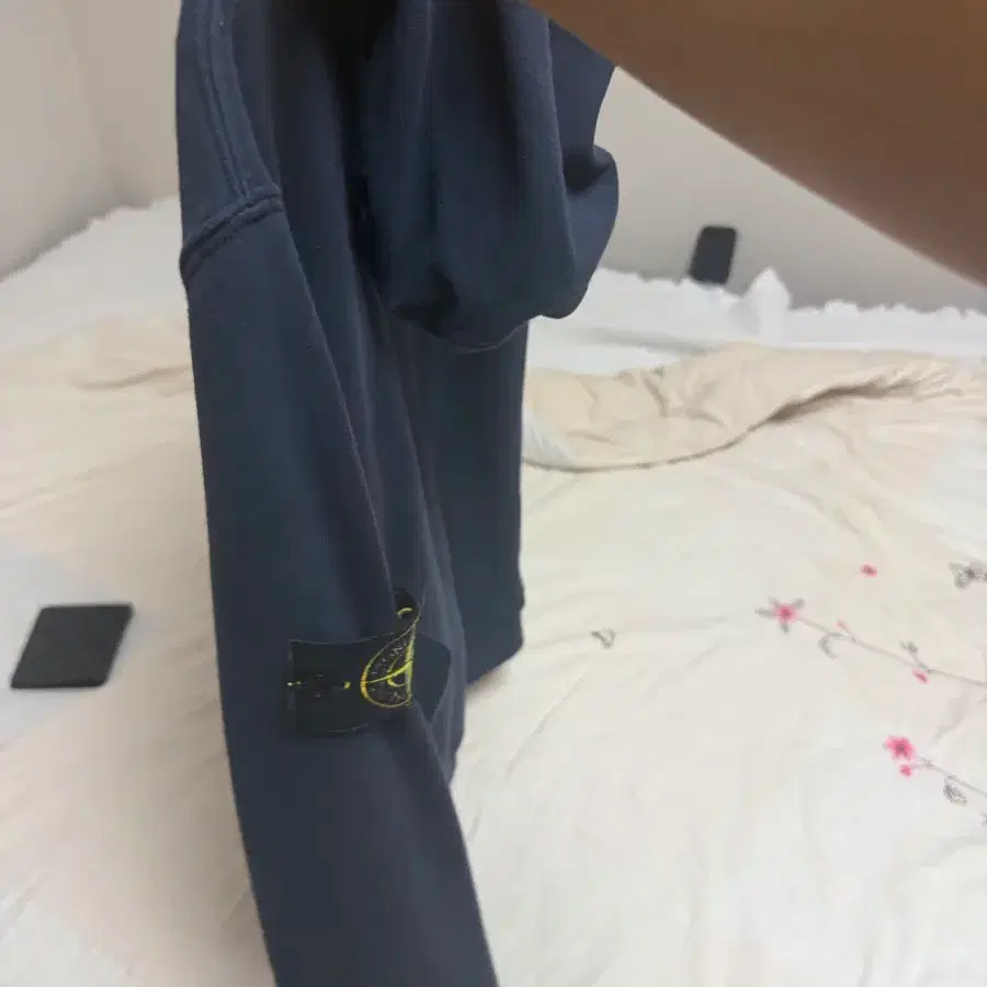 스톤 후드티
