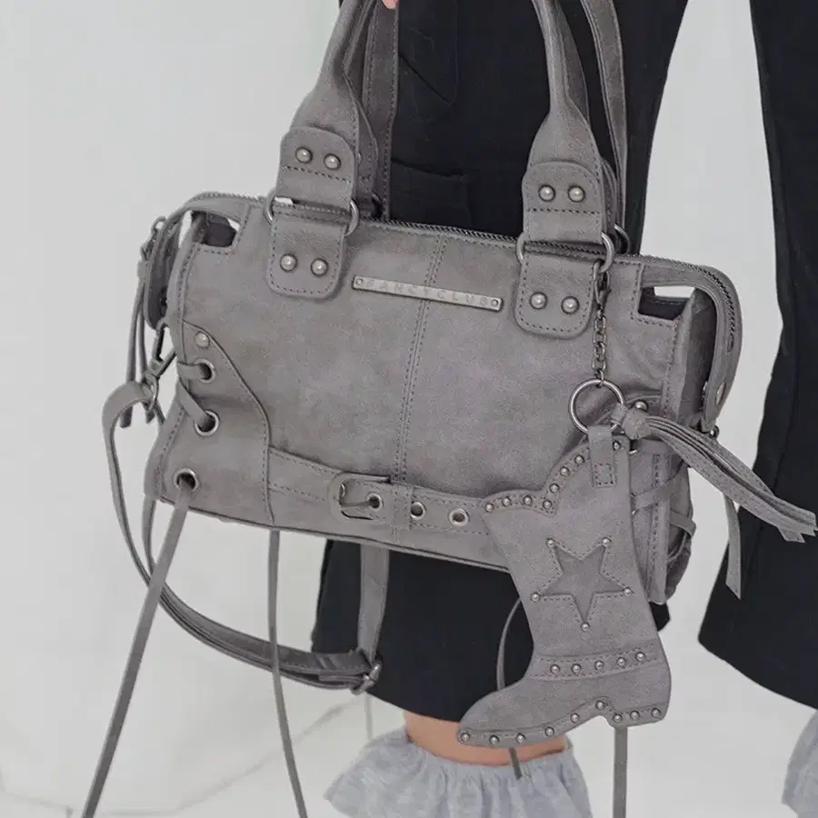팬시클럽 벨티드 워싱 비건 레더 미니백 (GRAY)