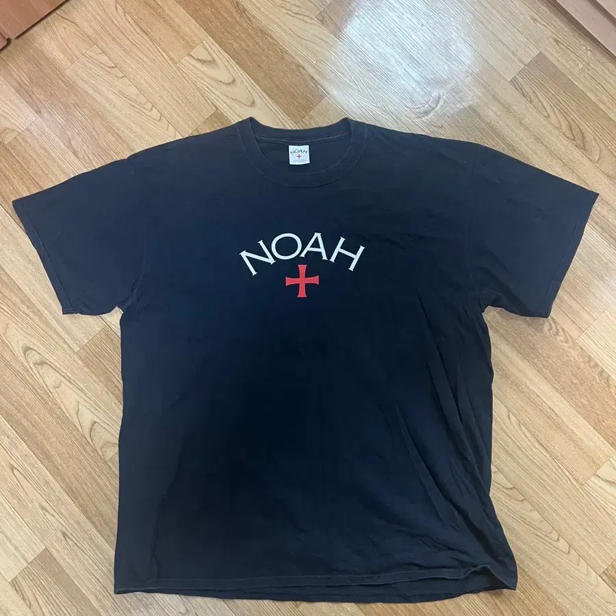 Noah 심볼 반팔티셔츠 블랙 XL
