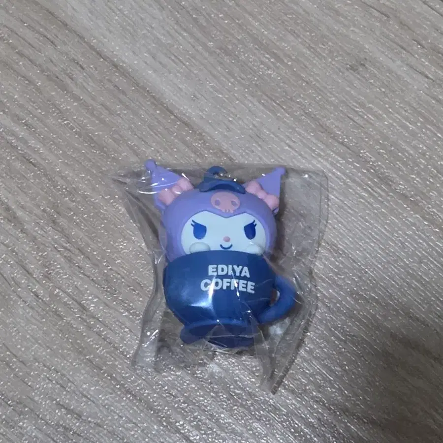 이디야 커피 쿠로미 자석 키링
