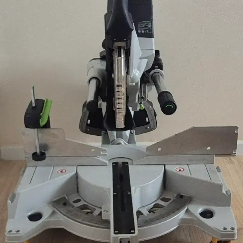 페스툴 카펙스 KS 120 REB 각도절단기