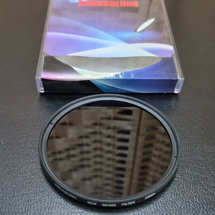 호루스벤누 72mm ND400 필터 2차 구매자며 보관만했습니다.신품같진 않지만 상태 좋습니다.직거래 대전/택배시 노리턴 동의시 우체국