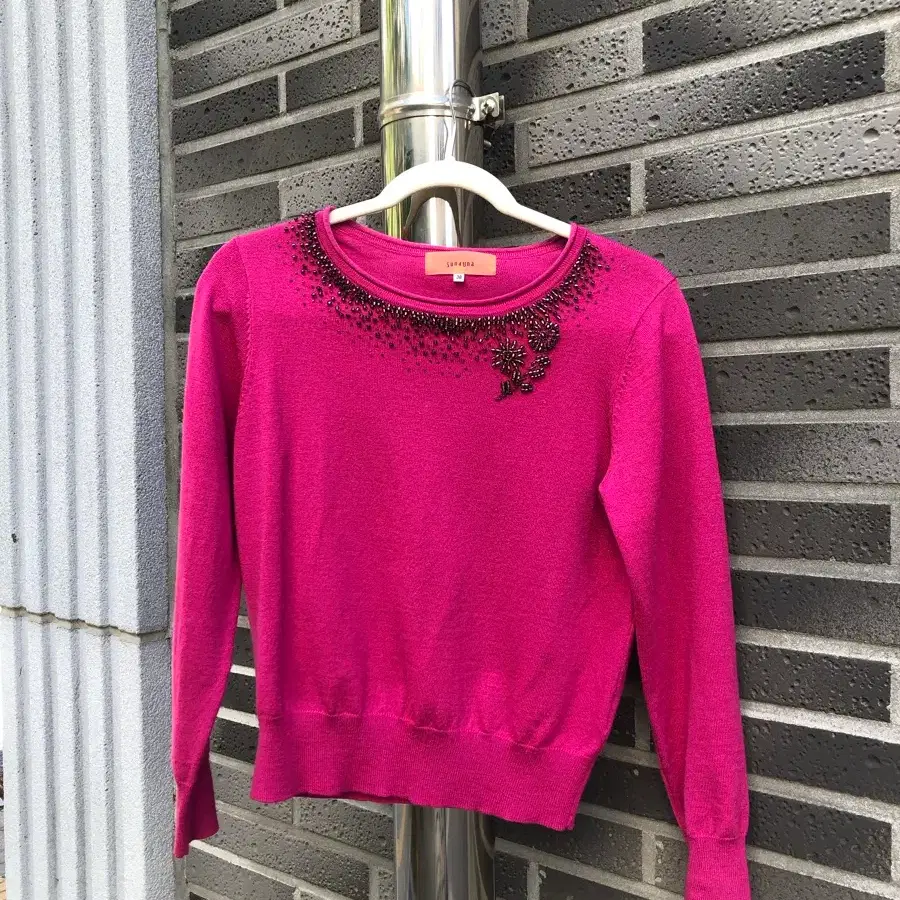 beaded neck floral embroidery knit