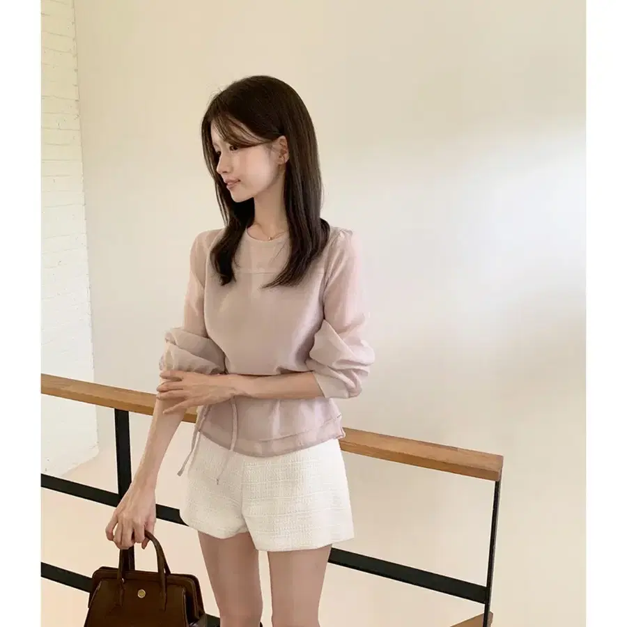퍼빗 에이블리 지그재스 레이어드 쉬폰 블라우스 퍼빗블라우스 연코코아