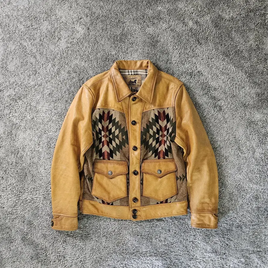 Cida Leathers 패턴 가죽 자켓