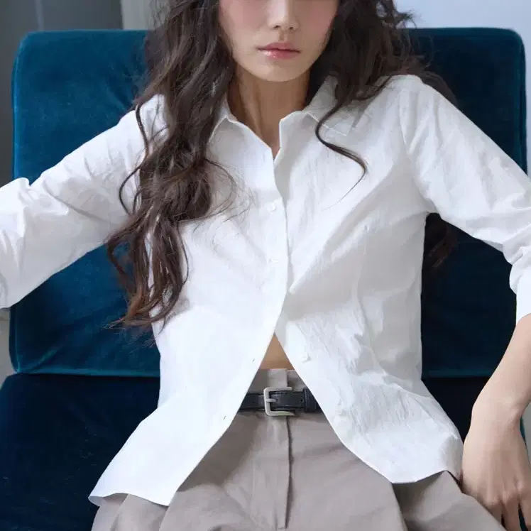 미치코런던 코시노 3/4 슬리브 슬림 핏셔츠 화이트