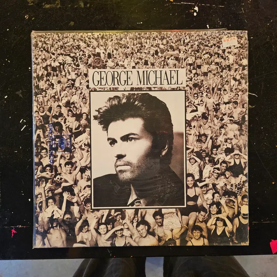 조지 마이클(George Michael)의 두 번째 솔로 정규 앨범이자 내면의 깊은 성찰을 담아낸 소울풀한 명작, <Listen Without Prejudice Vol. 1> 국내